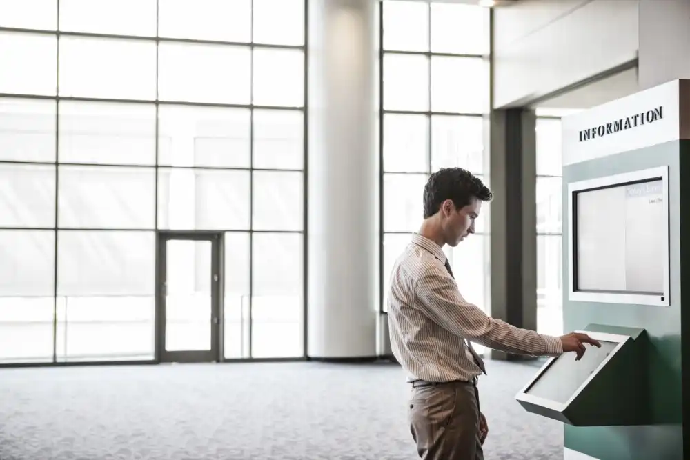 Digital Wayfinding Kiosks for Public spaces and transports hubs